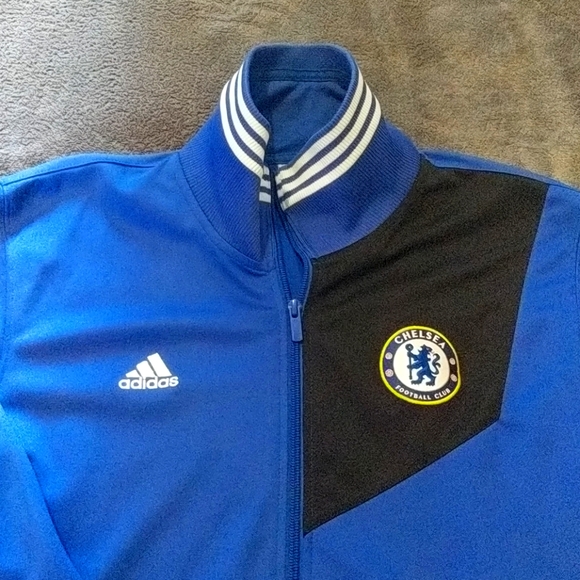 Adidas ChelseaFC jacket - Picture 2 of 3